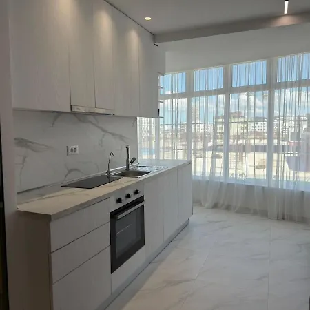 Mirakaj Luxury Apartamento *