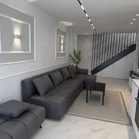 Mirakaj Luxury Apartamento